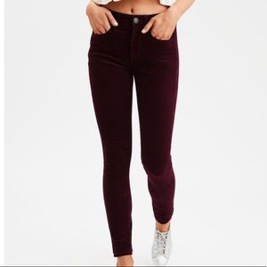 American Eagle Burgundy Jegging